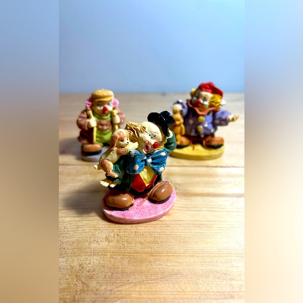 Vintage Circus Clown Figurine Set - Picture 7 of 9